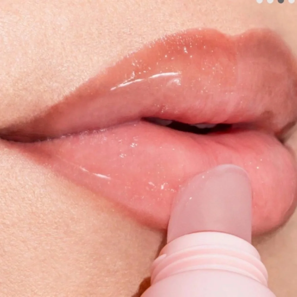 Beautybio The pout Volumizing Lip Serum - brand new in box! - Picture 2 of 3